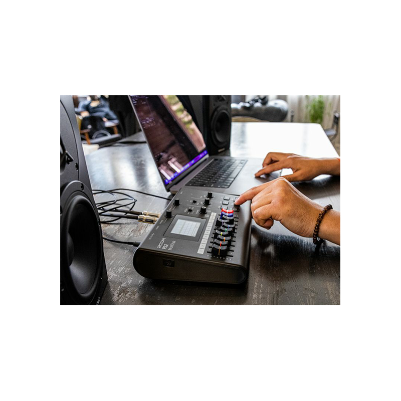 Zoom R12 Portable Multitrack Recorder camera.co.id